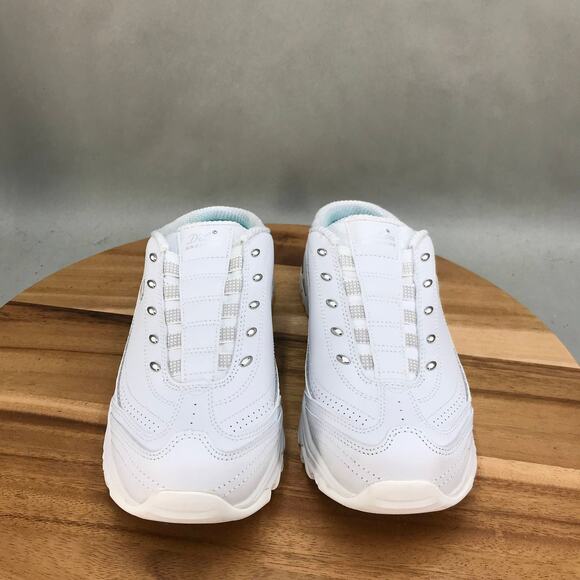 Skechers D'Lites Slip On Mule Sneakers Women 8.5 Wide White Leather Low Top - Picture 2 of 8